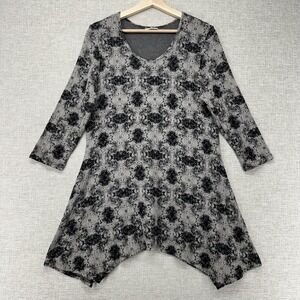 Tianello Tunic Top Womens Medium Gray/Tan Black Geo Print 3/4 Sleeve Asym Hem